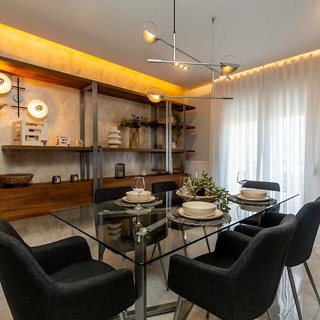 Urban Jungle Apartment Tesalonika Bagian luar foto