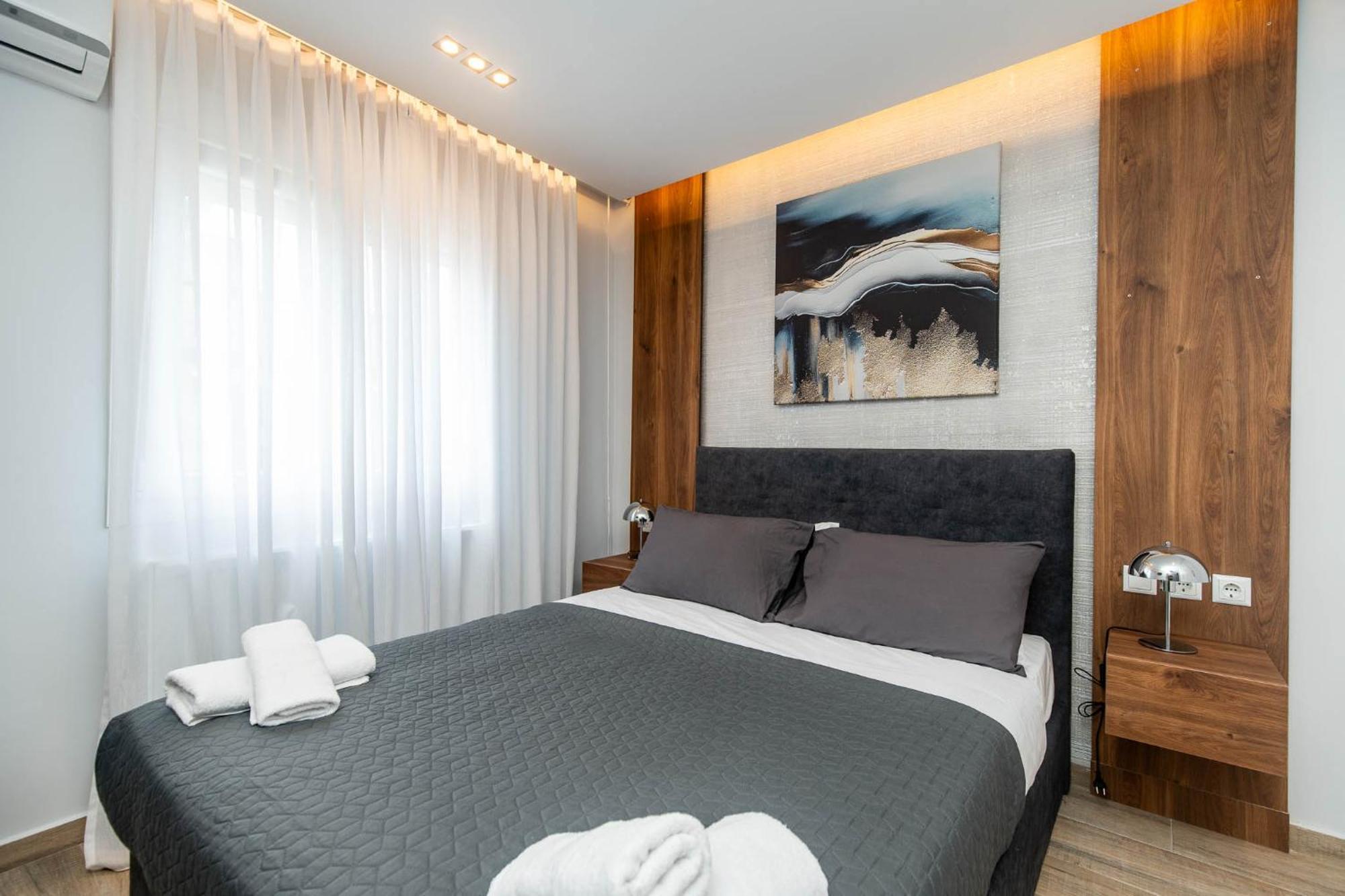 Urban Jungle Apartment Tesalonika Bagian luar foto