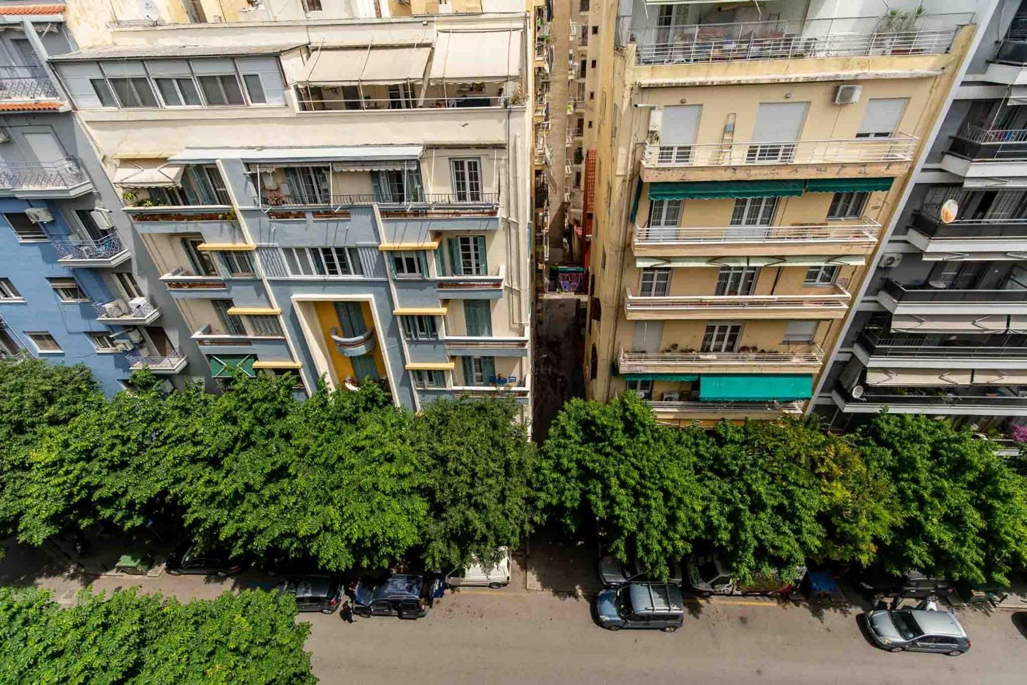 Urban Jungle Apartment Tesalonika Bagian luar foto